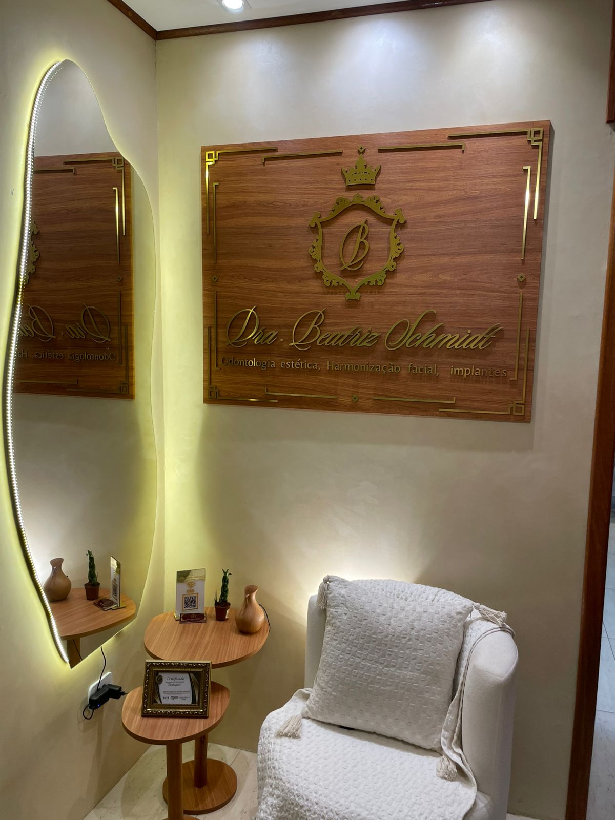 Identidade do consultório | Dra. Beatriz Schmidt em Campos do Jordão